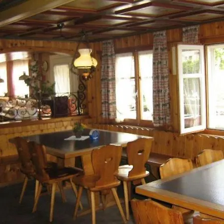 Hotel Hirschen *